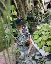 Carica l'immagine nel visualizzatore di Gallery, MINIGONNA B&W